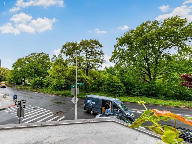 1874 Pelham Parkway S 2P, Bronx, NY 10461