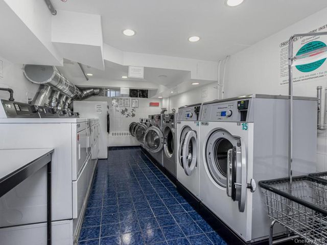 1874 Pelham Parkway S 2P, Bronx, NY 10461