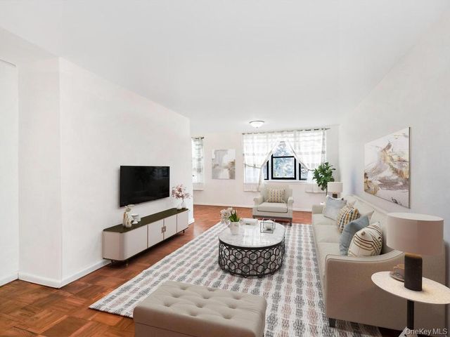 1874 Pelham Parkway S 2P, Bronx, NY 10461