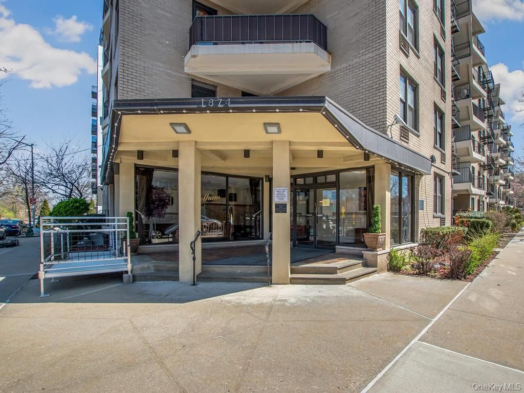 1874 Pelham Parkway S 2P, Bronx, NY 10461 — photo 2