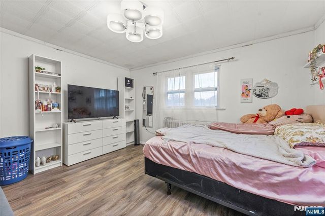 54 Village Road, Clifton, NJ 07013