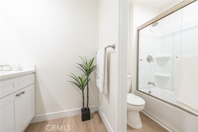 6716 Clybourn, North Hollywood (los Angeles), CA 91606