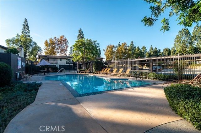 6716 Clybourn, North Hollywood (los Angeles), CA 91606