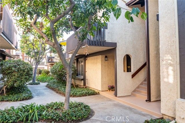 6716 Clybourn, North Hollywood (los Angeles), CA 91606