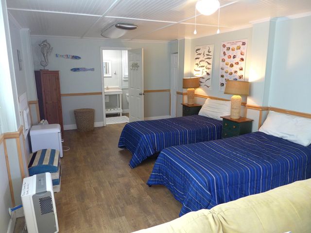 1001 Palmetto Boulevard, Edisto Island, SC 29438