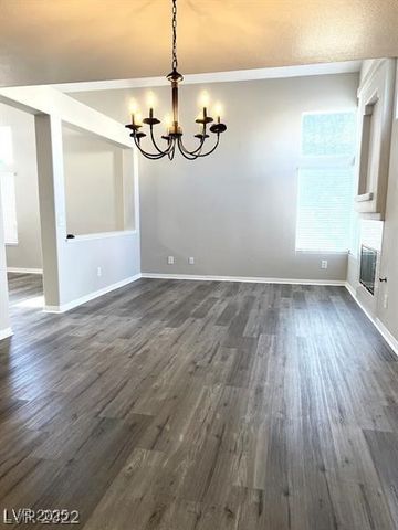 6532 Moon Roses Court, Las Vegas, NV 89108