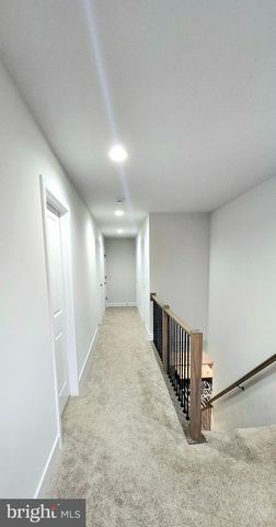 101 INDIAN HILLS RD, Locust Grove, VA 22508