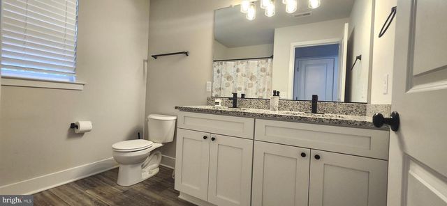 101 INDIAN HILLS RD, Locust Grove, VA 22508