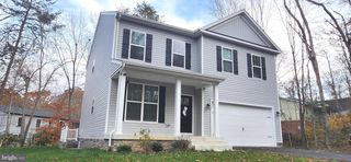 101 INDIAN HILLS RD, Locust Grove, VA 22508