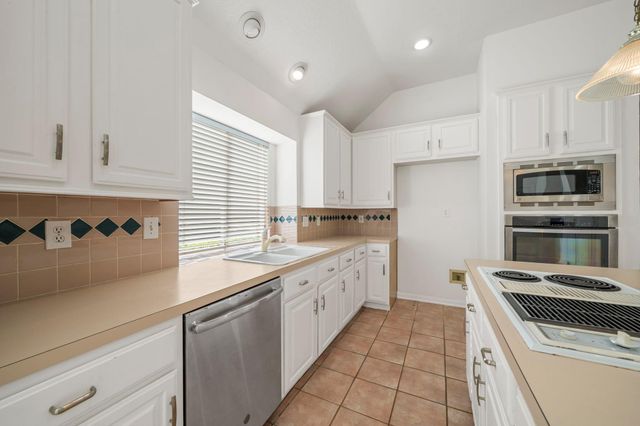 17111 Highland Canyon Drive, Houston, TX 77095