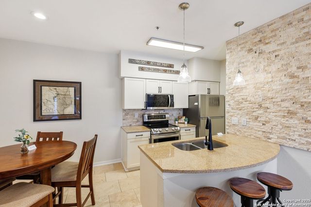 3404 American Dr Apt 1201, Lago Vista, TX 78645