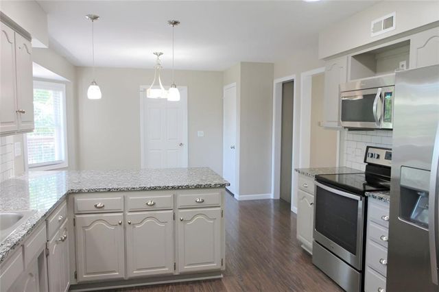 13430 W 106th Street, Overland Park, KS 66215