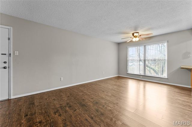 11709 Casa Grande Drive E, St Louis, MO 63146