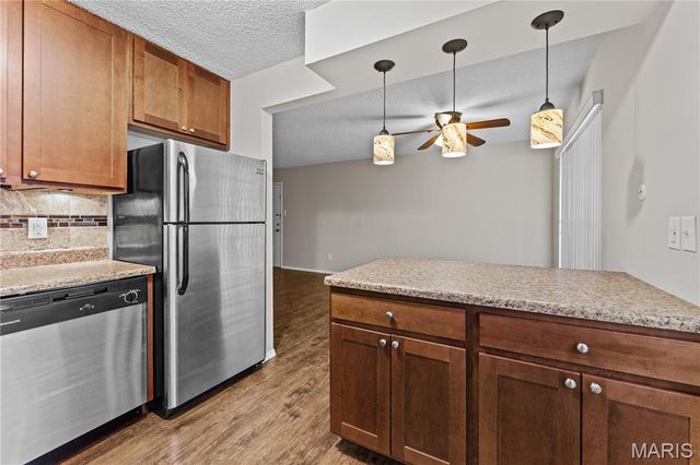 11709 Casa Grande Drive E, St Louis, MO 63146