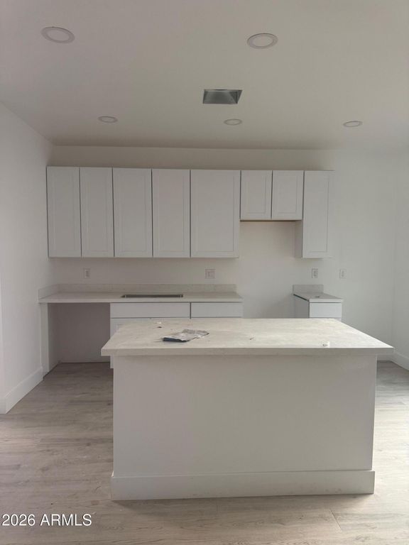 Image 3 of property listing at 956 N 4th Street A & B, Coolidge, AZ 85128