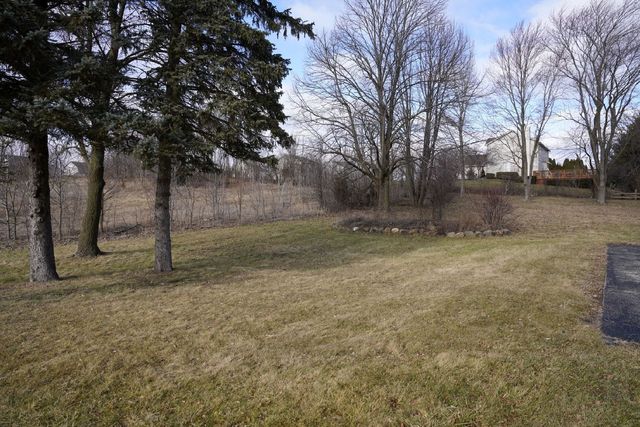 264 Crozier Drive, Grayslake, IL 60030