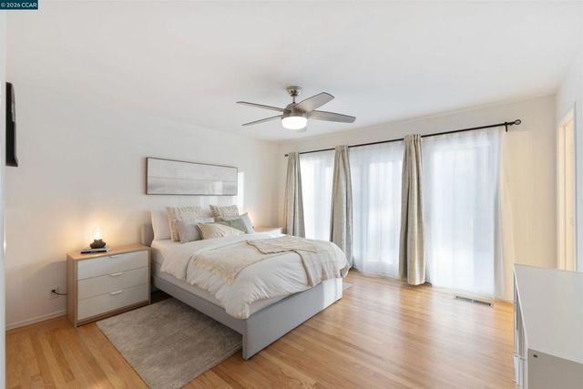 15 15 Aspinwall Ct, Orinda, CA 94563