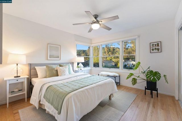 15 15 Aspinwall Ct, Orinda, CA 94563