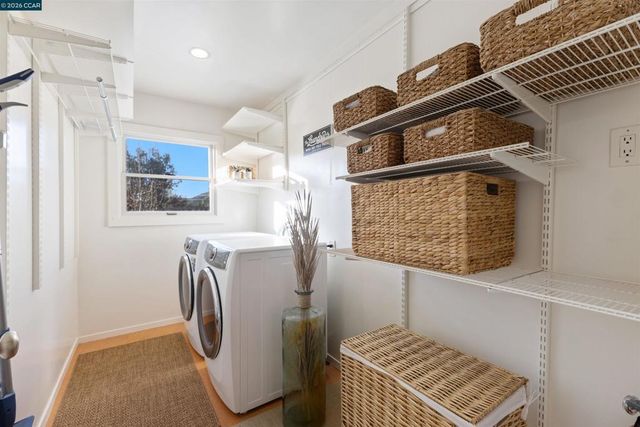 15 15 Aspinwall Ct, Orinda, CA 94563