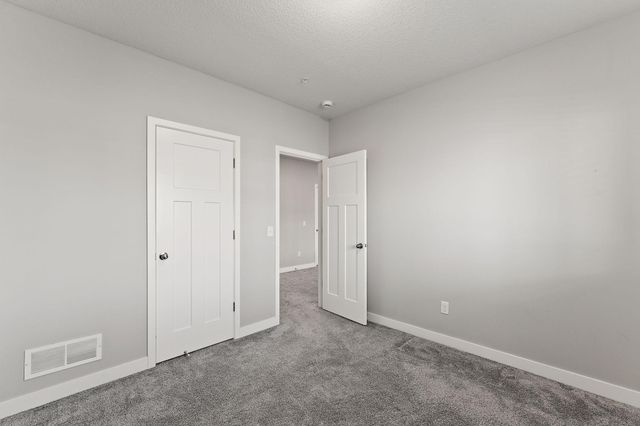 4363 Corn Silk Lane, Woodbury, MN 55129