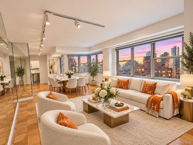 153 East 57th St 21B, New York (manhattan), NY 10022