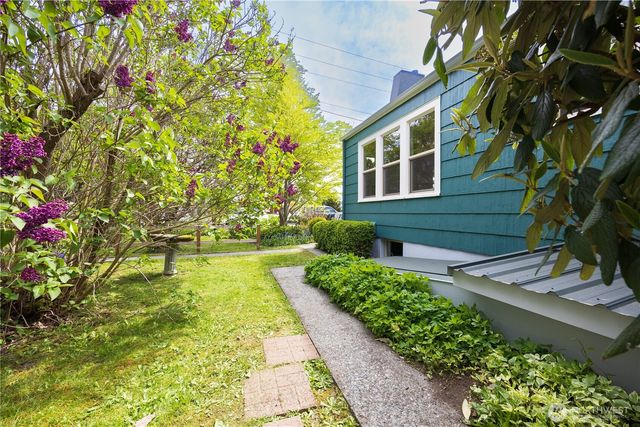 1715 H Street, Bellingham, WA 98225