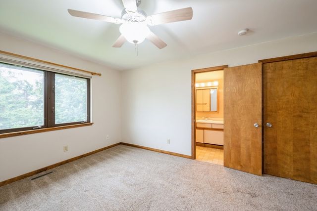 3524 Swallow Court NE, Cedar Rapids, IA 52402