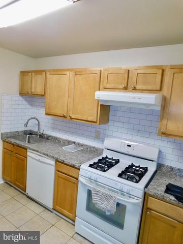 66 CHATHAM CT, Hightstown, NJ 08520
