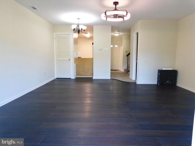 66 CHATHAM CT, Hightstown, NJ 08520