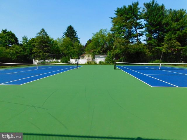 66 CHATHAM CT, Hightstown, NJ 08520
