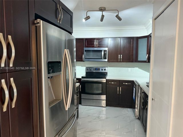 6770 Indian Creek Dr 11D, Miami Beach, FL 33141