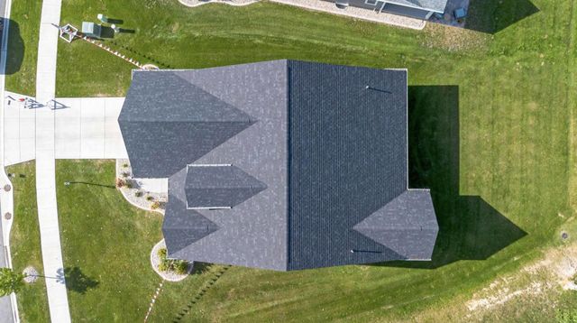 12718 Creekside Drive, Cedar Lake, IN 46303