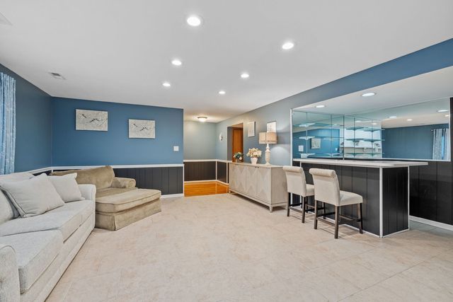 15602 Violet Court 31, Orland Park, IL 60462