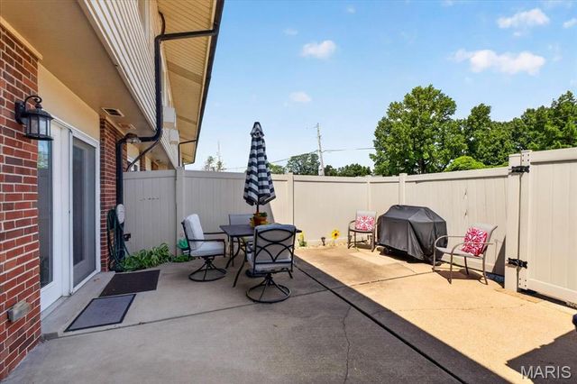 9191 Villaridge Court, Affton, MO 63123