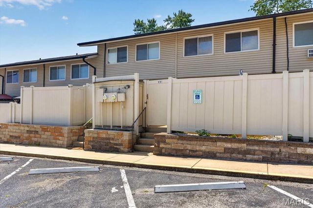 9191 Villaridge Court, Affton, MO 63123