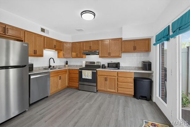 9191 Villaridge Court, Affton, MO 63123