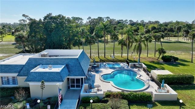 9 Park Lane CIR, Lehigh Acres, FL 33936