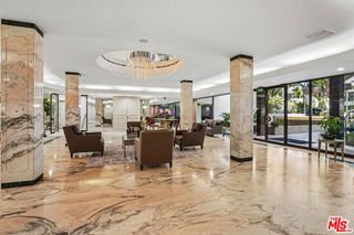 325 N Oakhurst Drive PH2, Beverly Hills, CA 90210