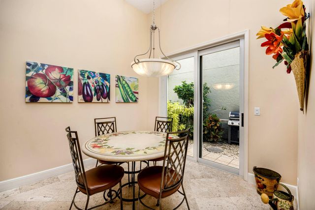 13615 Verde Way, Palm Beach Gardens, FL 33410