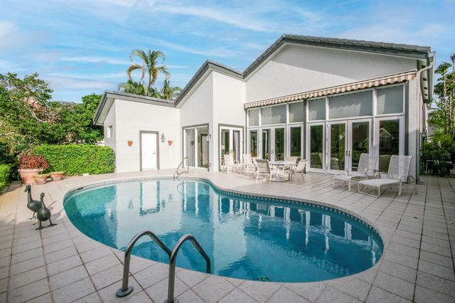 13615 Verde Way, Palm Beach Gardens, FL 33410