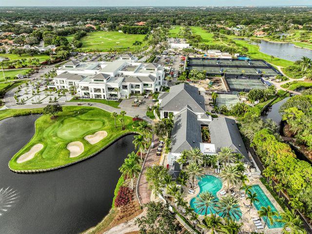 13615 Verde Way, Palm Beach Gardens, FL 33410