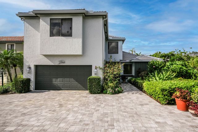13615 Verde Way, Palm Beach Gardens, FL 33410