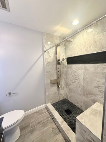 17125 Cregier Avenue, South Holland, IL 60473