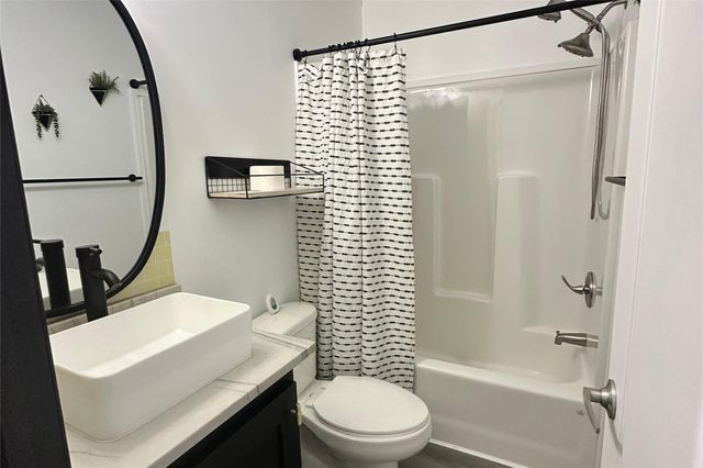 1601 E Slaughter LN 464, Austin, TX 78747