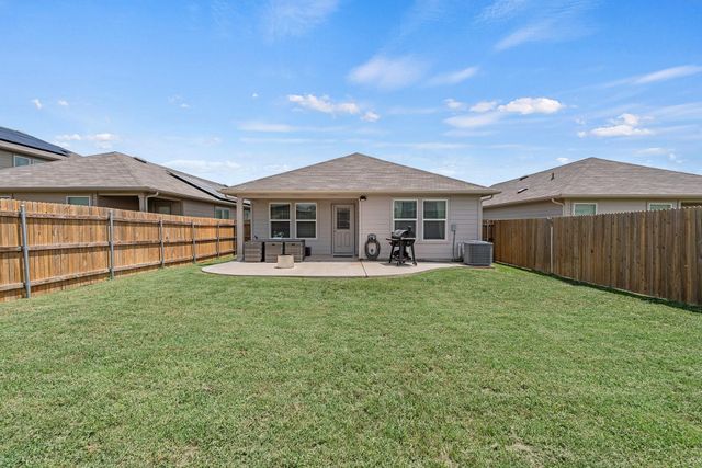 11817 Rush LN, Elgin, TX 78621