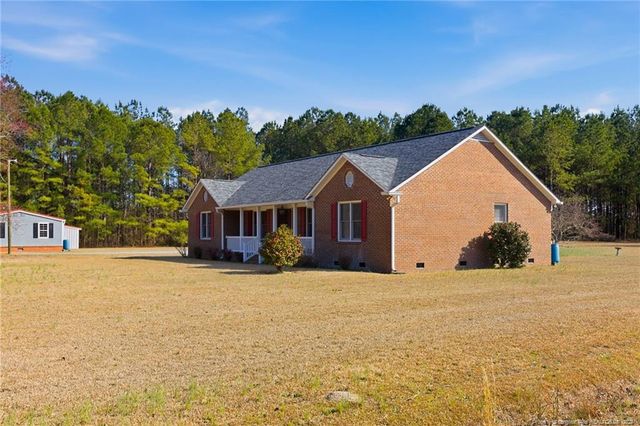 3027 Stedman Cedar Creek Road, Fayetteville, NC 28312