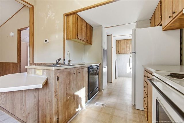 3027 Stedman Cedar Creek Road, Fayetteville, NC 28312