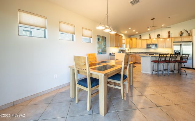 5312 W Tortolita Flats Lane, Marana, AZ 85658