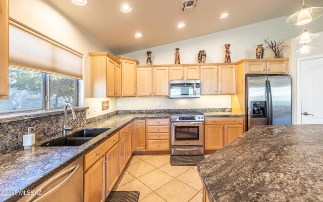 5312 W Tortolita Flats Lane, Marana, AZ 85658