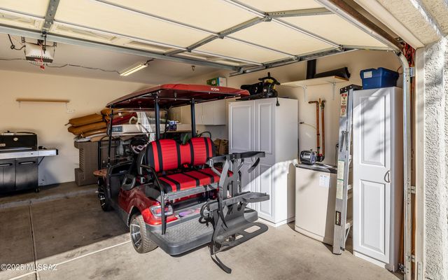 5312 W Tortolita Flats Lane, Marana, AZ 85658